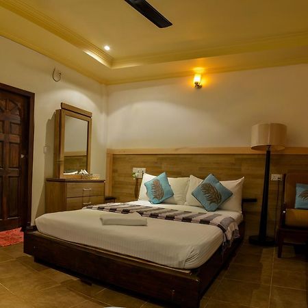 Hotel Maldives Seashine Huraa Exteriér fotografie